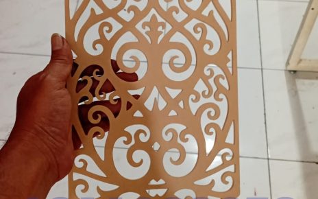cutting akrilik motif dayak kalimantan ukiran laser interior dekorasi rumah modern custom