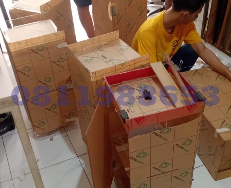 box akrilik custom transparan kualitas premium