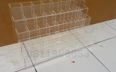 rak akrilik bening kuat dan elegan